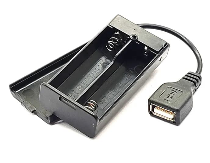 2xAA Battery Holder With USB Power Port