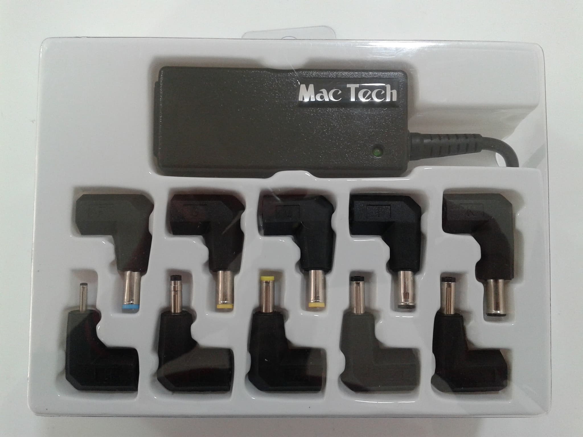 Universal charger 65W slim Mac Tech MT-PA165 — image 1