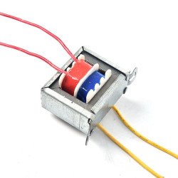 Transformteur 220V to 9V Transformteur 220V to 9V