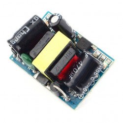 AC-DC module de baisse  convertisseur 110V / 220V à 3.3V 700mA 2.3W AC-DC module de baisse  convertisseur 110V / 220V à 3.3V 700mA 2.3W