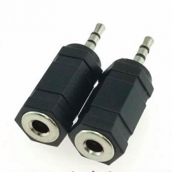 Connecteur  stéréo audio 2,5 mm mâle à 3,5 mm femelle  Connecteur  stéréo audio 2,5 mm mâle à 3,5 mm femelle